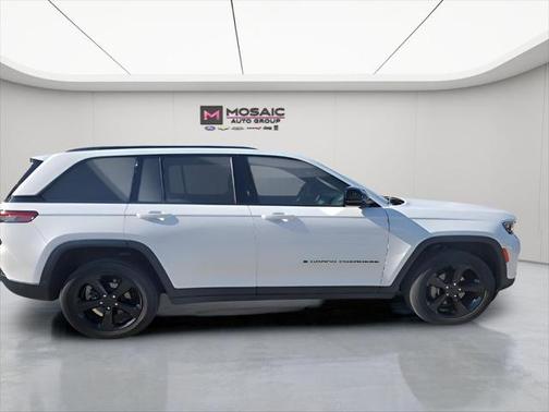 2024 Jeep Grand Cherokee Altitude
