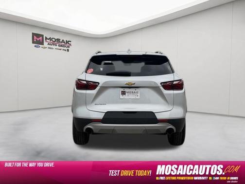 Silver Ice Metallic 2020 Chevrolet Blazer 2LT