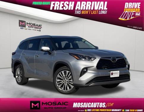 Celestial Silver Metallic 2024 Toyota Highlander Platinum