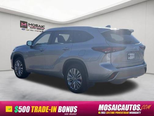 Celestial Silver Metallic 2024 Toyota Highlander Platinum