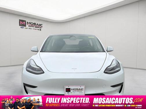 Pearl White Multi-Coat 2019 Tesla Model 3 Standard Range Plus