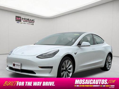 Pearl White Multi-Coat 2019 Tesla Model 3 Standard Range Plus
