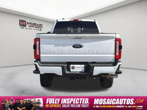 Oxford White 2024 Ford F-350 Lariat