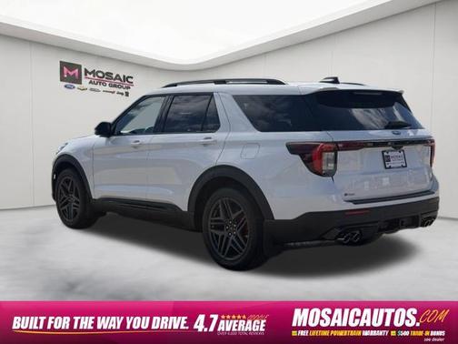 Star White Metallic Tri-Coat 2026 Ford Explorer ST