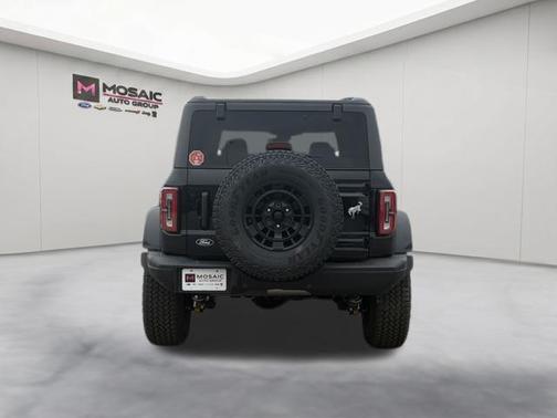 Shadow Black 2026 Ford Bronco Badlands