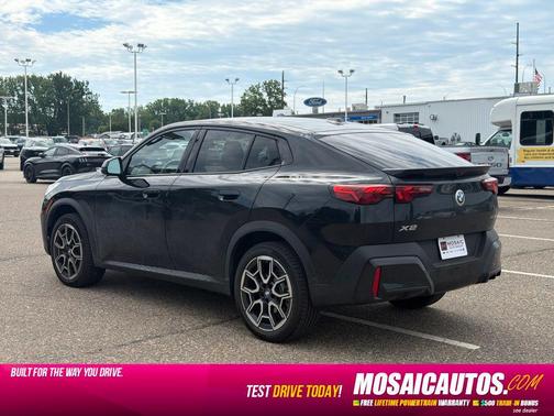 Black Sapphire Metallic 2026 BMW X2 xDrive28i