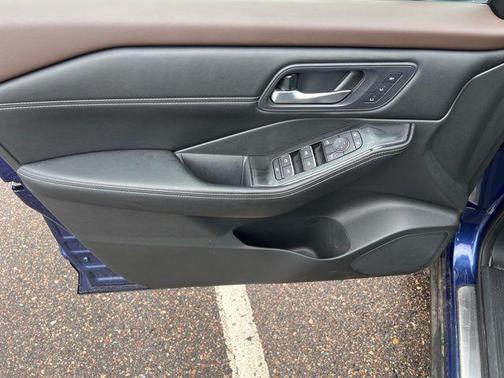 Caspian Blue Metallic 2023 Nissan Rogue SL