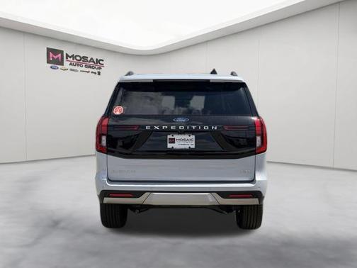Space Silver Metallic 2026 Ford Expedition Max Platinum