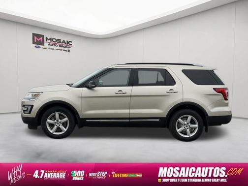 White Gold Metallic 2017 Ford Explorer XLT