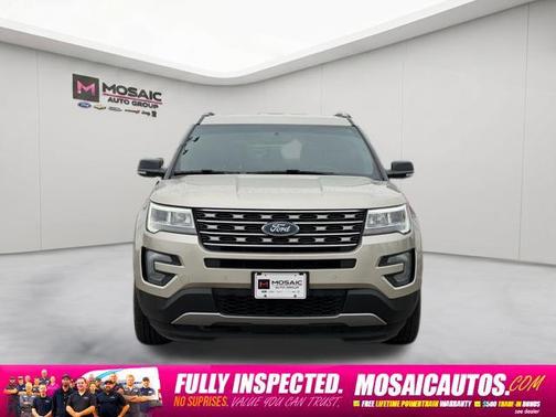 White Gold Metallic 2017 Ford Explorer XLT