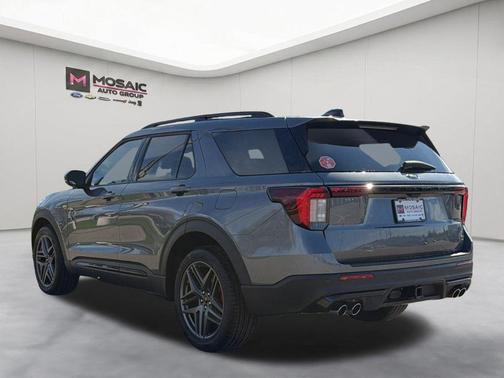 Carbonized Gray Metallic 2026 Ford Explorer ST