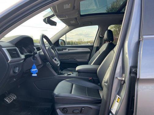 2021 Volkswagen Atlas 3.6L SE w/Technology