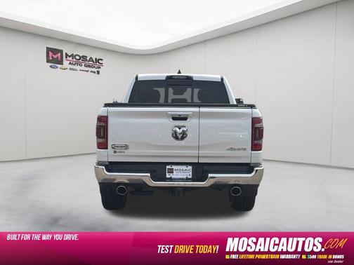 Ivory White Tri-Coat Pearlcoat 2022 RAM 1500 Longhorn