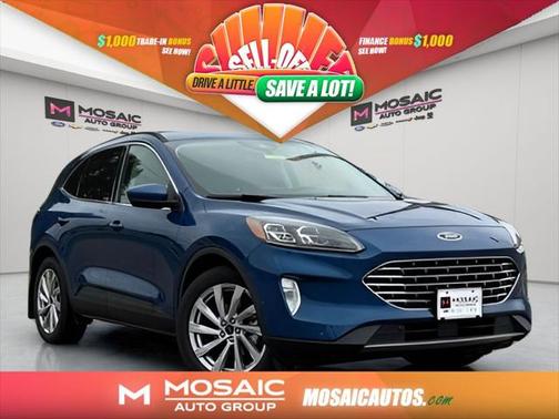 2022 Ford Escape Titanium