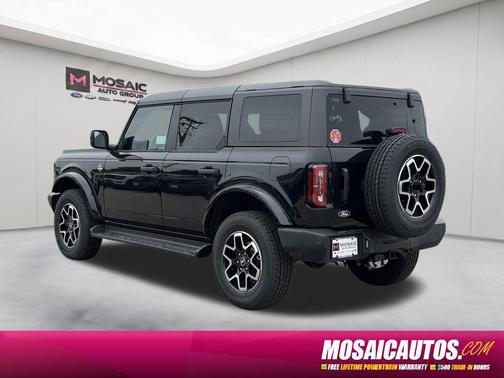Shadow Black 2026 Ford Bronco Outer Banks