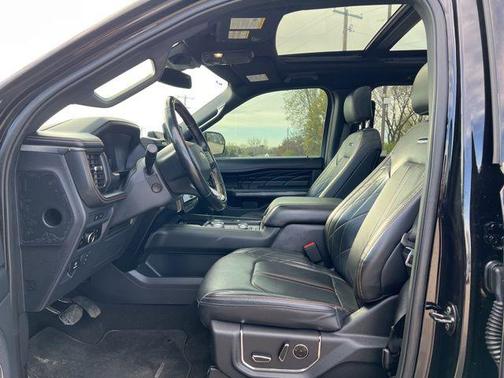 Agate Black Metallic 2024 Ford Expedition Platinum