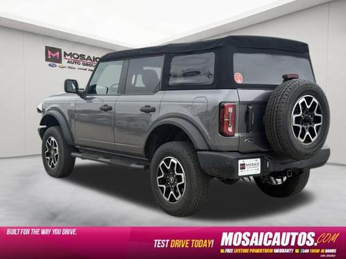 Carbonized Gray Metallic 2022 Ford Bronco Big Bend