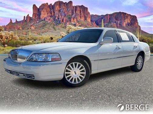 2004 Lincoln Town Car Ultimate