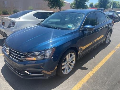 2019 Volkswagen Passat 2.0T Wolfsburg