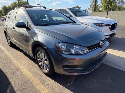 2016 Volkswagen Golf SportWagen TSI S 4-Door