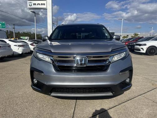 2022 Honda Pilot Touring 7-Passenger