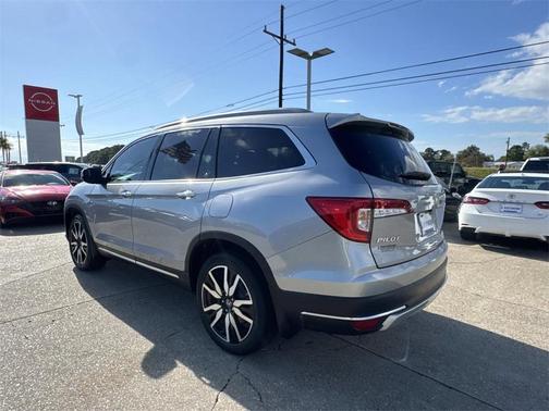 2022 Honda Pilot Touring 7-Passenger