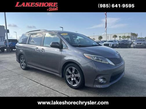 2017 Toyota Sienna SE