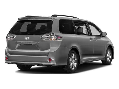 2017 Toyota Sienna SE
