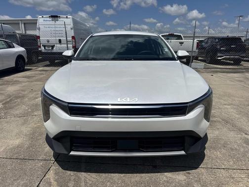 Snow White Pearl 2026 Kia K4 EX