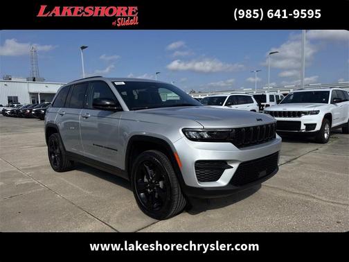 2025 Jeep Grand Cherokee Laredo