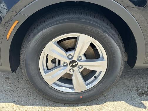 Ebony Black 2026 Kia Sorento LX