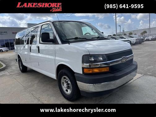 2017 Chevrolet Express 3500 LT