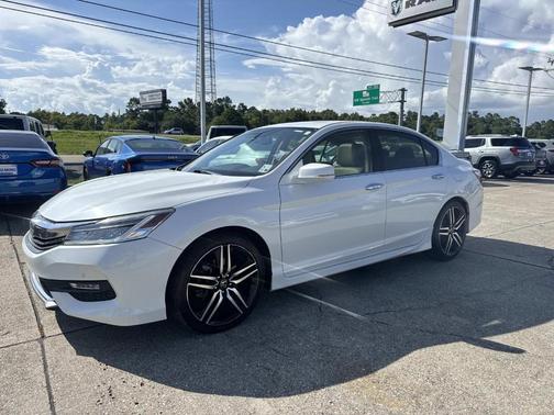 2017 Honda Accord Touring