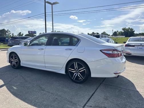 2017 Honda Accord Touring