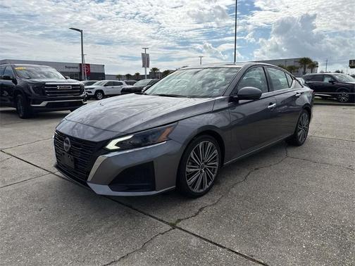 2023 Nissan Altima 2.5 SL