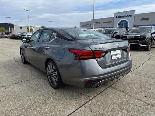 2023 Nissan Altima 2.5 SL