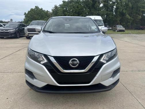 2022 Nissan Rogue Sport S