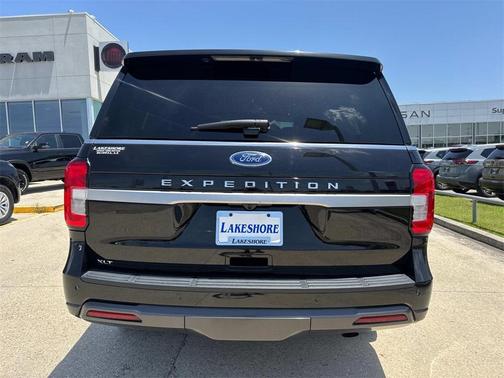 2022 Ford Expedition XLT