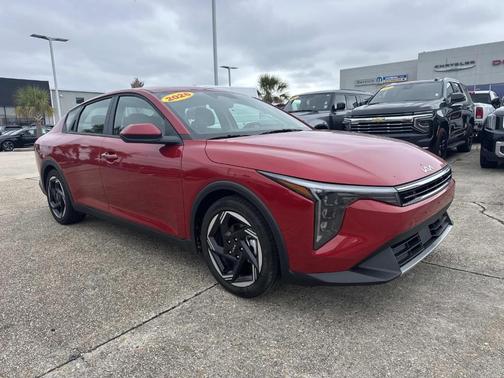 Red 2026 Kia K4 EX