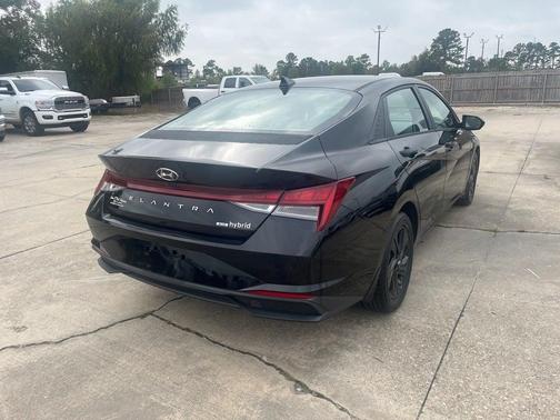 2022 Hyundai ELANTRA HEV Blue