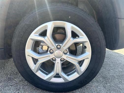 2024 Jeep Compass Sport