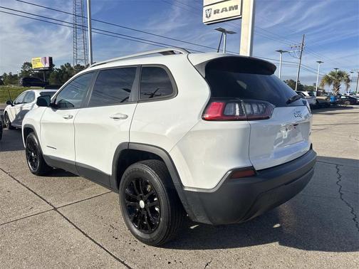 2021 Jeep Cherokee Latitude