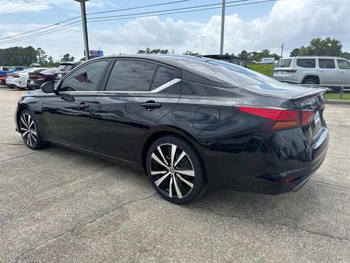 2020 Nissan Altima 2.5 SR