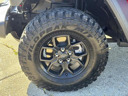 2025 Jeep Wrangler 4xe Sport