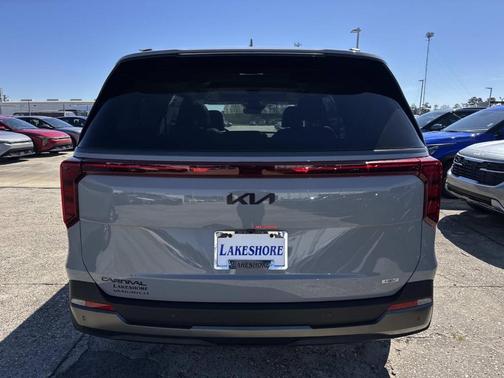 2026 Kia Carnival Hybrid SX