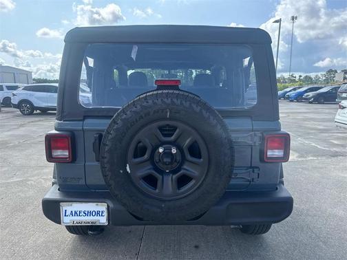 2025 Jeep Wrangler Sport