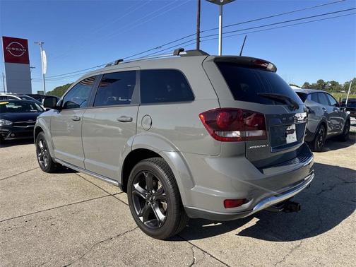 2020 Dodge Journey Crossroad