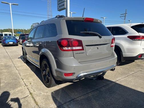 2020 Dodge Journey Crossroad