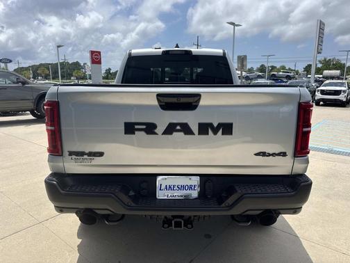 Silver Zynith 2026 RAM 1500 RHO