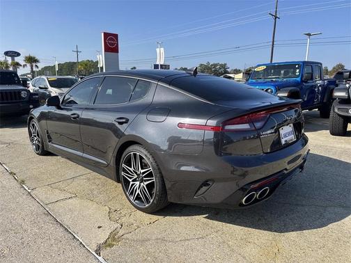 2022 Kia Stinger GT2